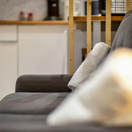 Antoine Joli Gare De !